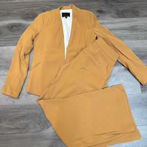 Banana Republic Suit